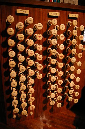 035 - Console.JPG